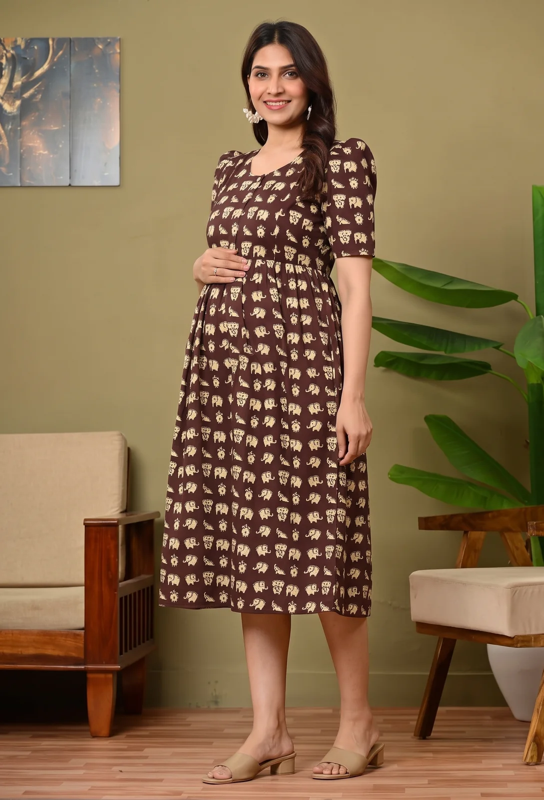 m4-09-brown-white-printed-maternity-midi-dress-2 Brown Elephant Maternity Dress in Coffee Brown – maternity kurti, photo 2
