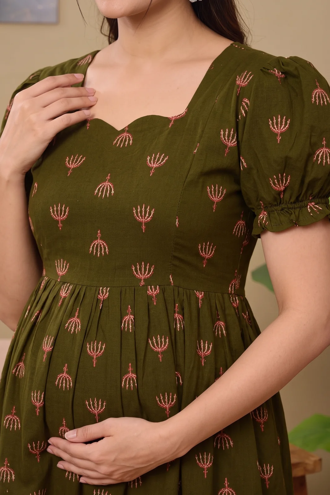 m4-20-olive-green-buti-maternity-midi-dress-5 Mehendi Buti Maternity Dress in Mehendi Green – maternity kurti, photo 5